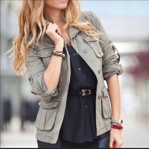 Beautiful Bcbg tan jacket